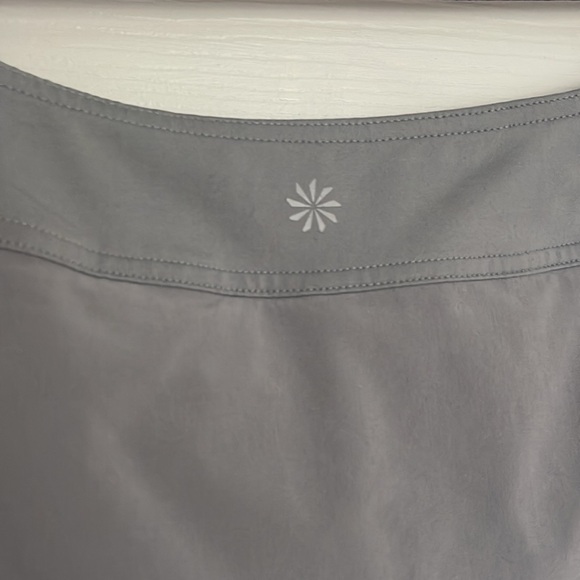 Athleta light grey skort, skirt with shorts - Picture 4 of 7